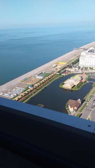 Отель Sea View Orbi City Батуми Номер-студио с видом на море-13